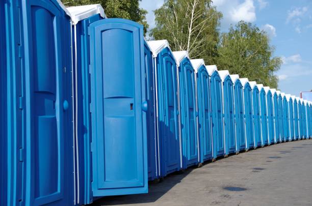Best Porta potty rental near me  in Markham, IL